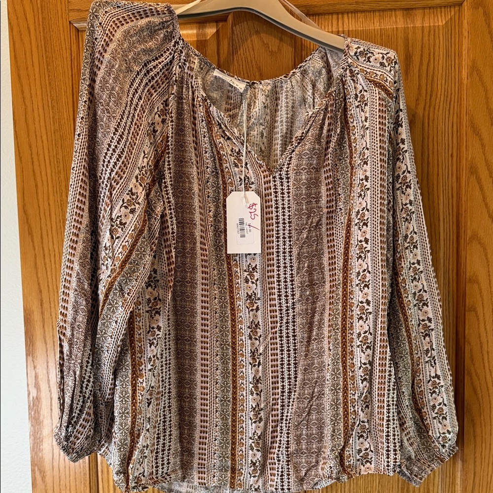 Elegant Striped Women's Blouse